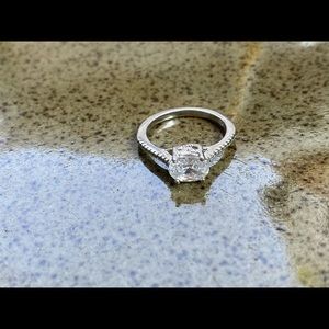 Cubic Zirconia and Silver Ring Size 8